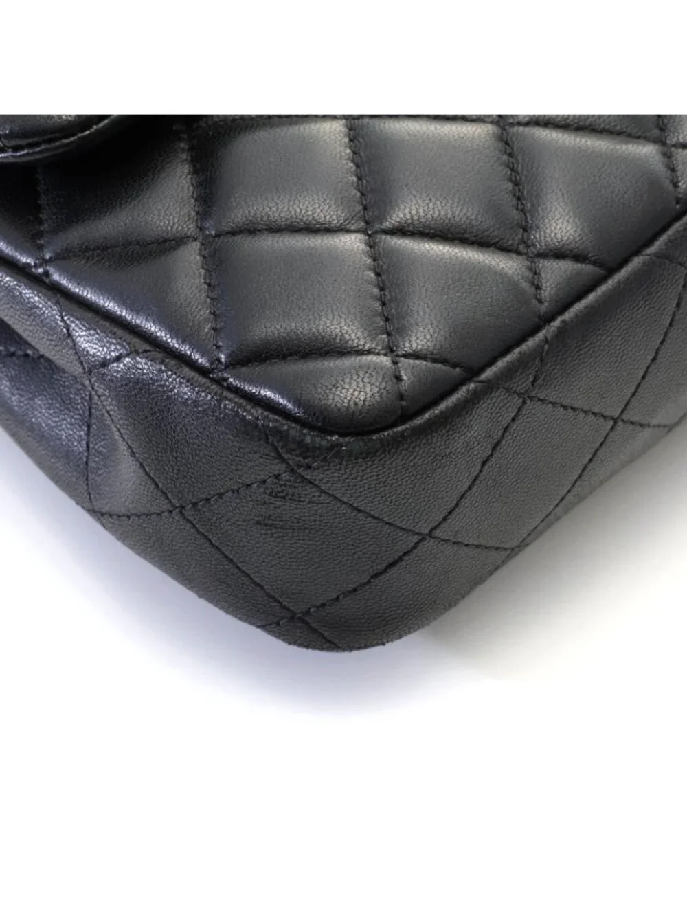 Chanel Quilted Chain Shoulder Black Silver Lambskin Bag
